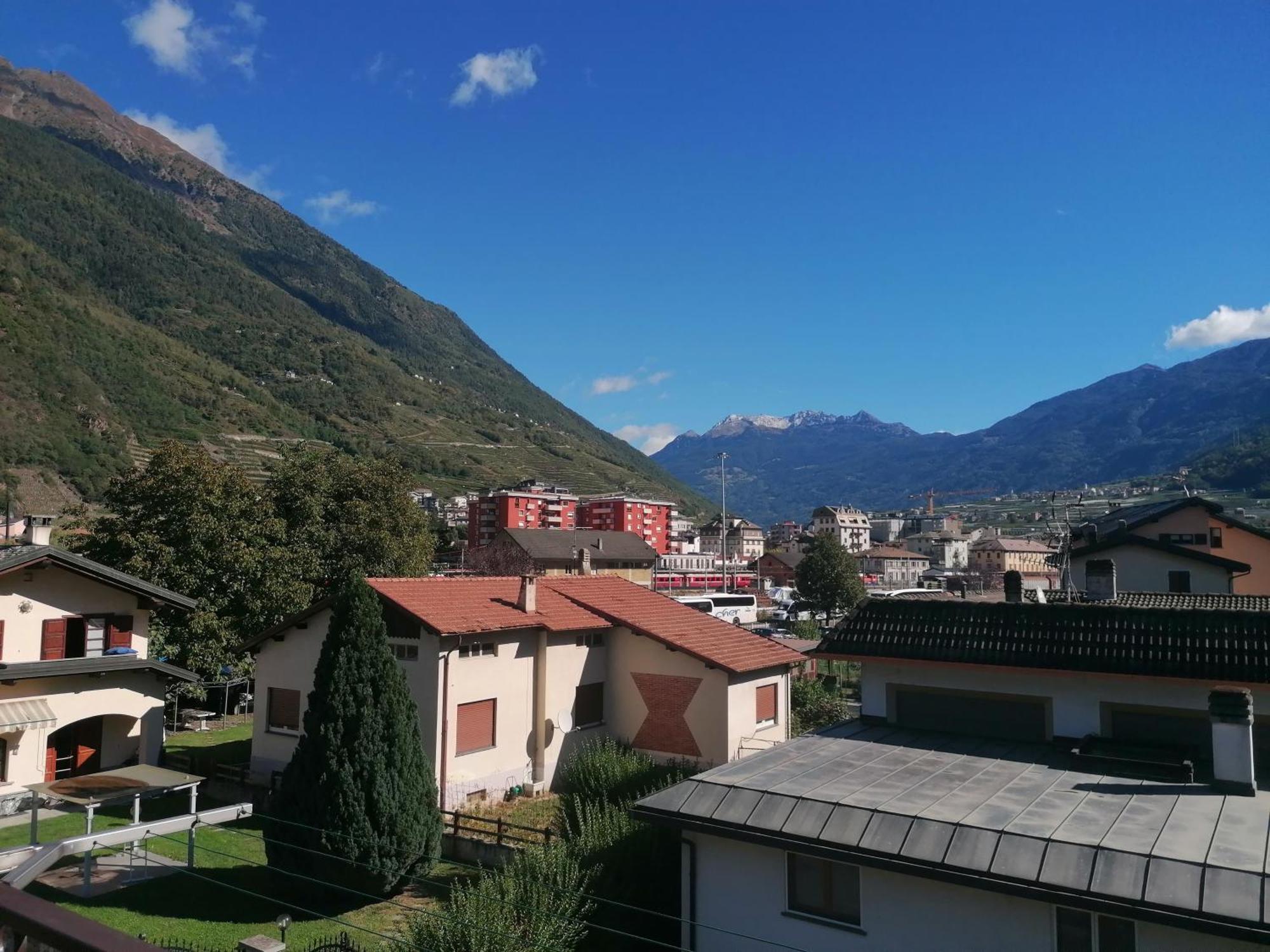 Bernina Views-Tirano Apartamento Exterior foto